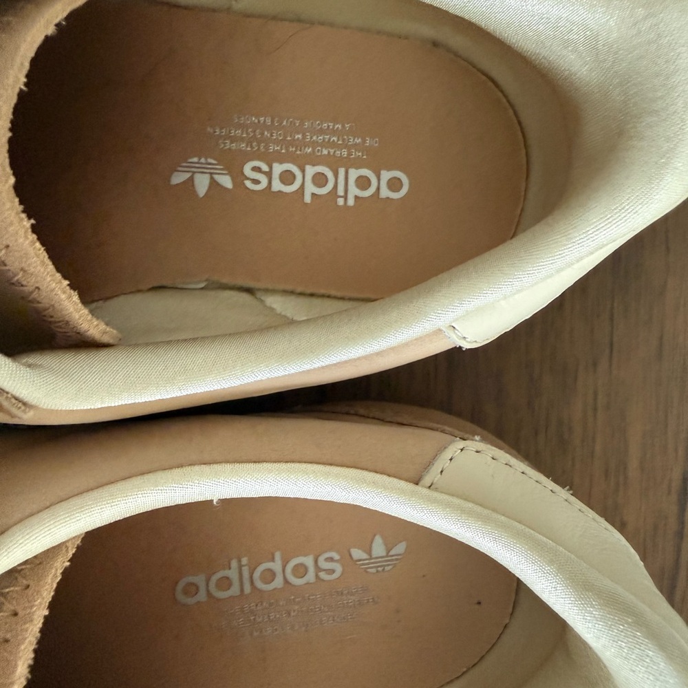 Adidas Beige Sneakers - Picture 4 of 4
